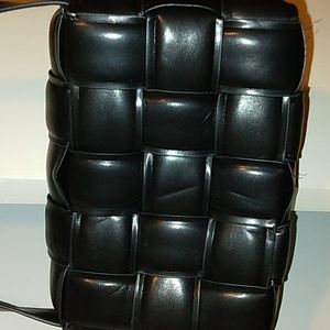 Small leather bubble purse